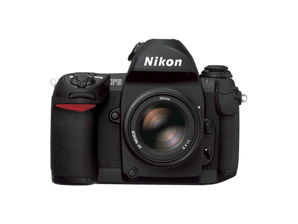 美品》 Nikon Df デジタルカメラ ボディ シルバー